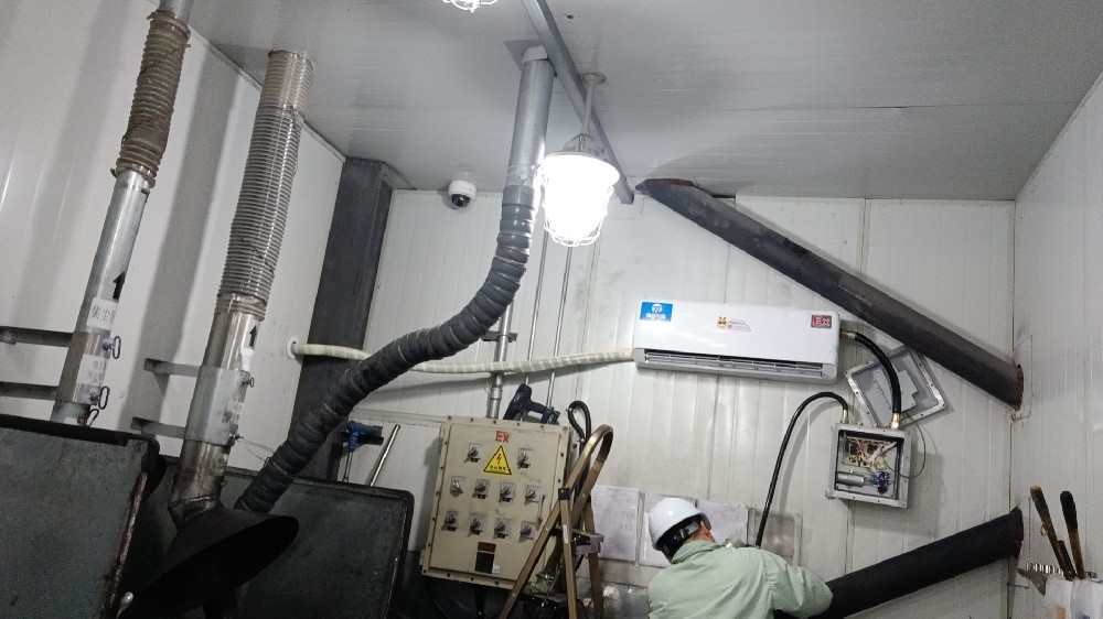 三菱化學(xué)選購(gòu)?fù)鰾KF-50-Ex壁掛式防爆空調(diào)，已投入正常使用